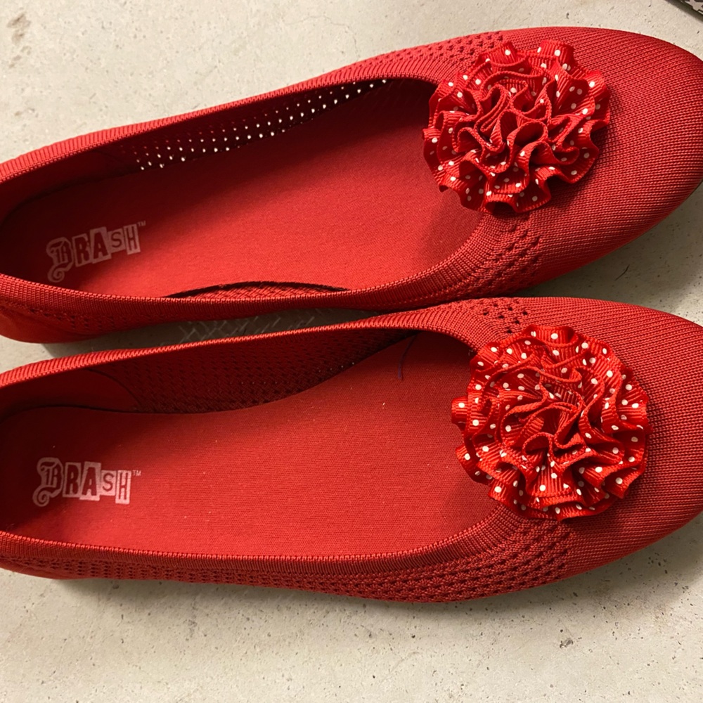 Brash Women’s size 11 flats